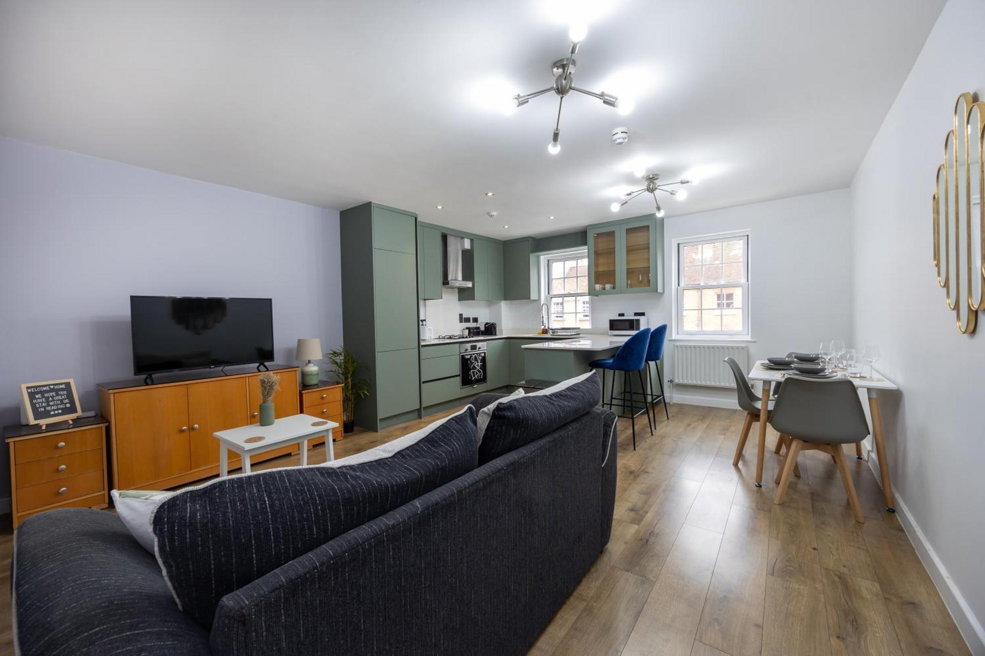 Апартаменты Stunning 3Br, Free Parking, Near Town Center, Long Term Discoun Ридинг Экстерьер фото